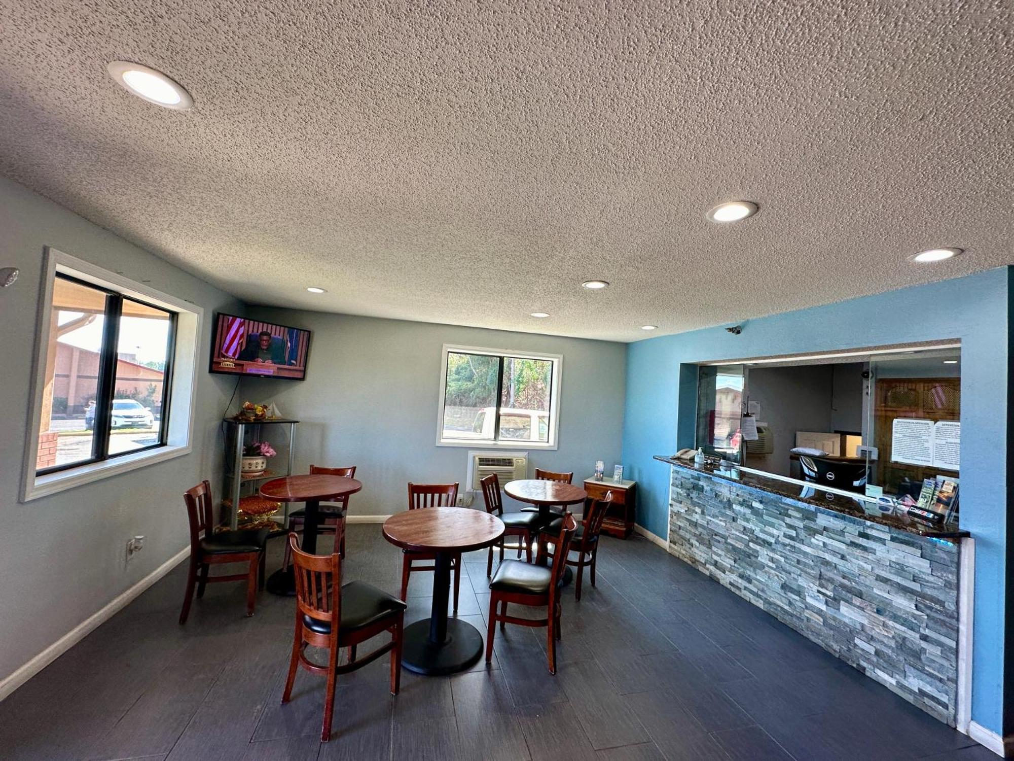 American Inn-Alexander City Extérieur photo