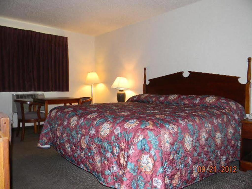 American Inn-Alexander City Extérieur photo
